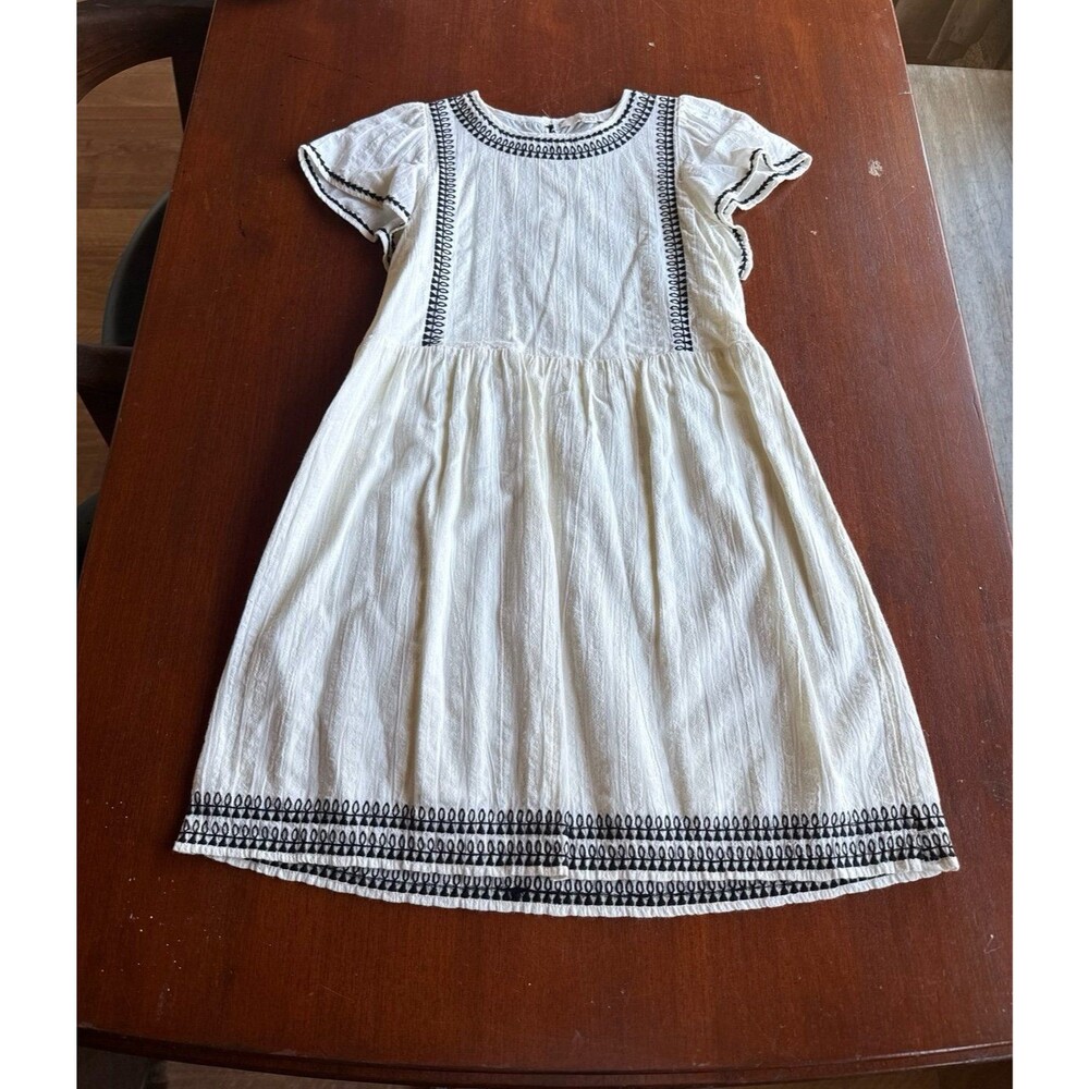 LOFT petite white dress with black with flutter sleeves